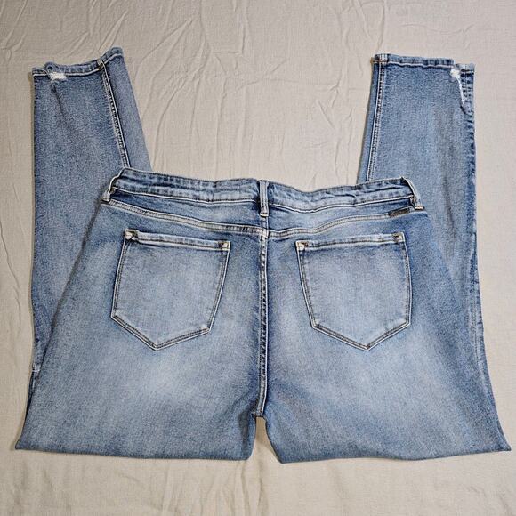 Kancan Stonewash Distressed Tapered Skinny Size 32 Stretchy, Waist from 18-20 - Picture 6 of 14